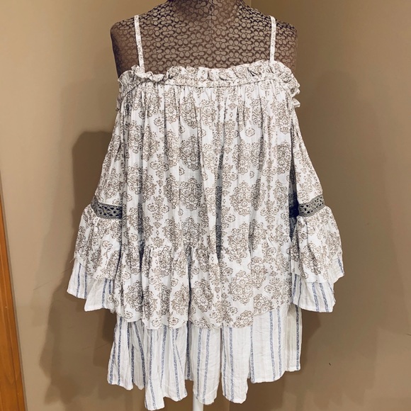 Oober Swank Tops - NWT SHIRT